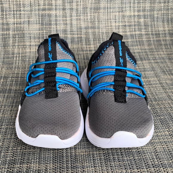 Reebok Kids Slip On Sneakers in Gray and Blue Infant Shoes size 5 - Picture 4 of 11